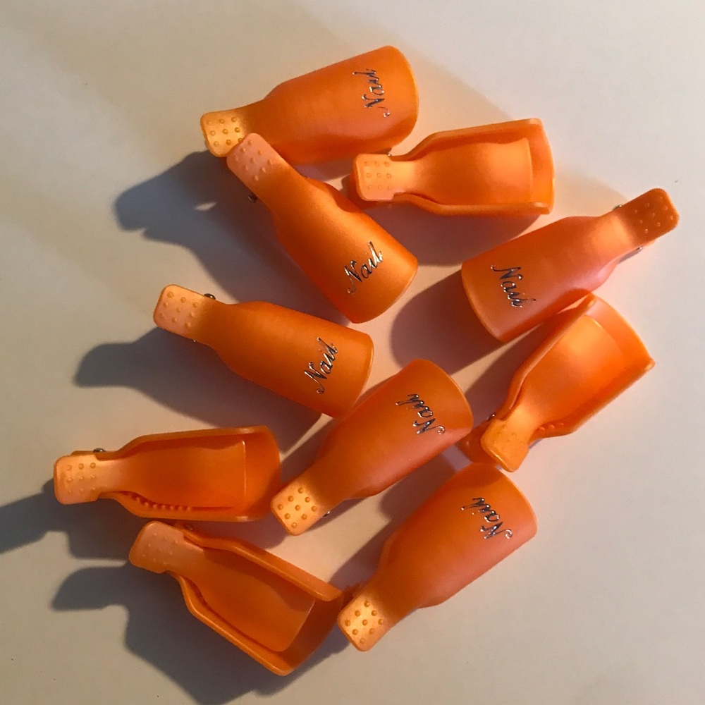 🚫SOLD on eBay🚫Nail polish remover clips